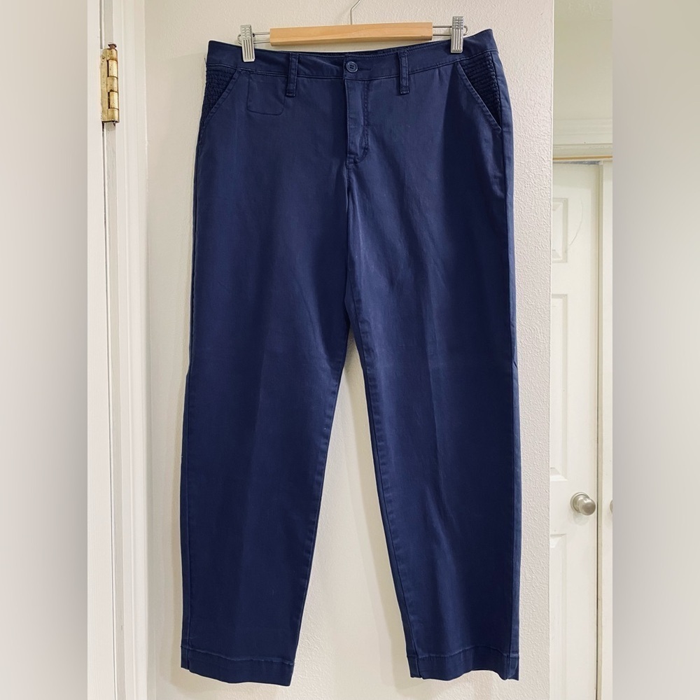 Jones New York Deep Blue Cropped Chinos Size 10 Textured Pocket Detail